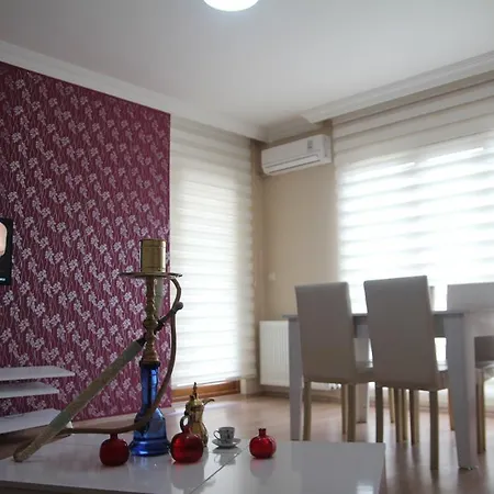Homes And Апартаменти